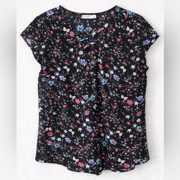 Ricki's Tops - RICKIS-Floral Blouse Size Medium Black Short Sleeve Lightweight Top
